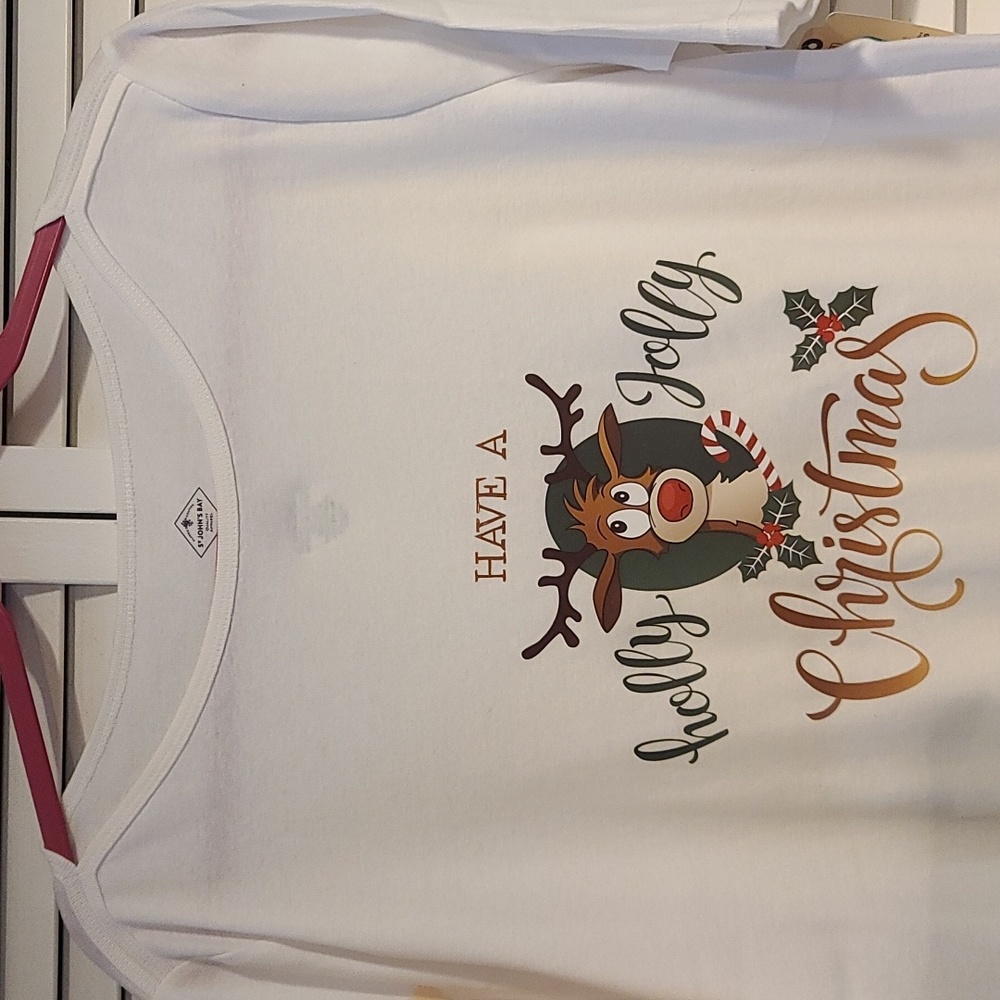 HOLLY JOLLY TShirt - Christmas Holiday NWT Asst sizes Colors